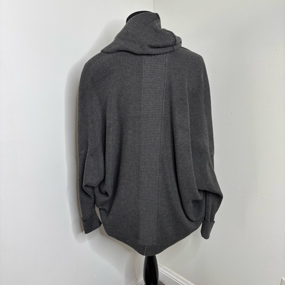 Stitch Fix x Skies are Blue Gray Dassi Cardigan Sweater‎ S/M Dolman Sleeve Hood - Picture 8 of 9